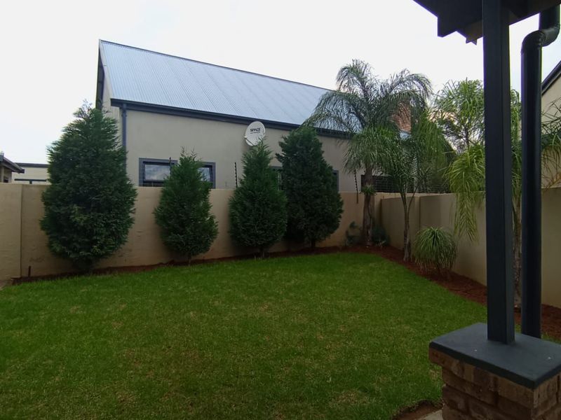 Apartment For Sale in Montana - Photo 2