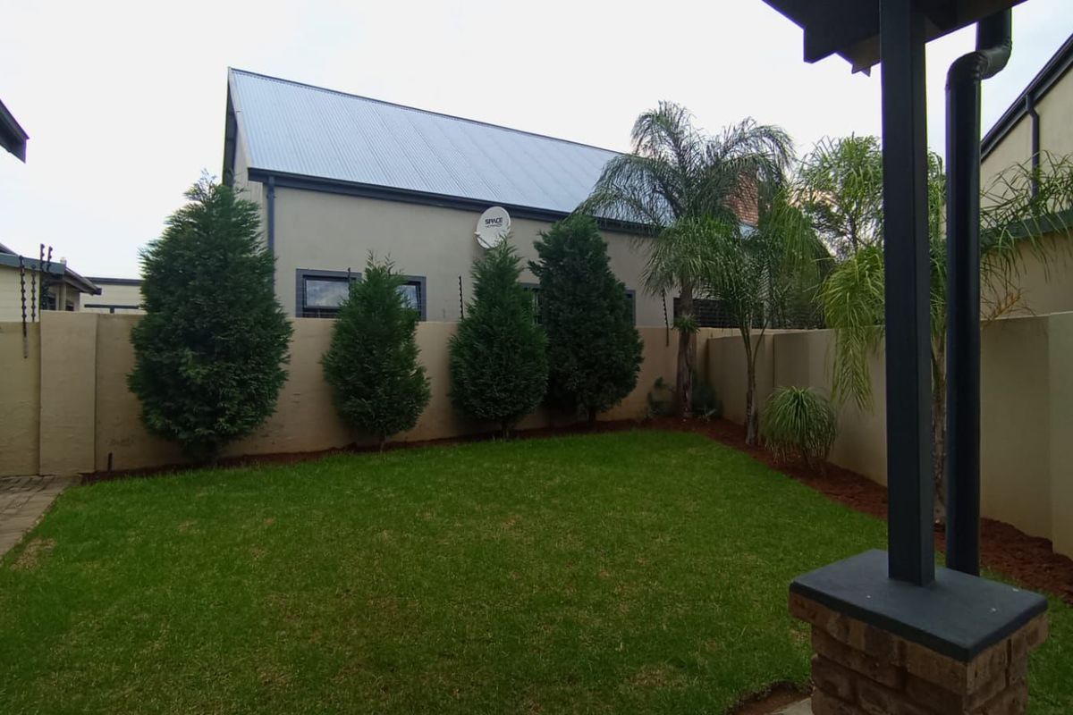 Apartment For Sale in Montana - Photo 2