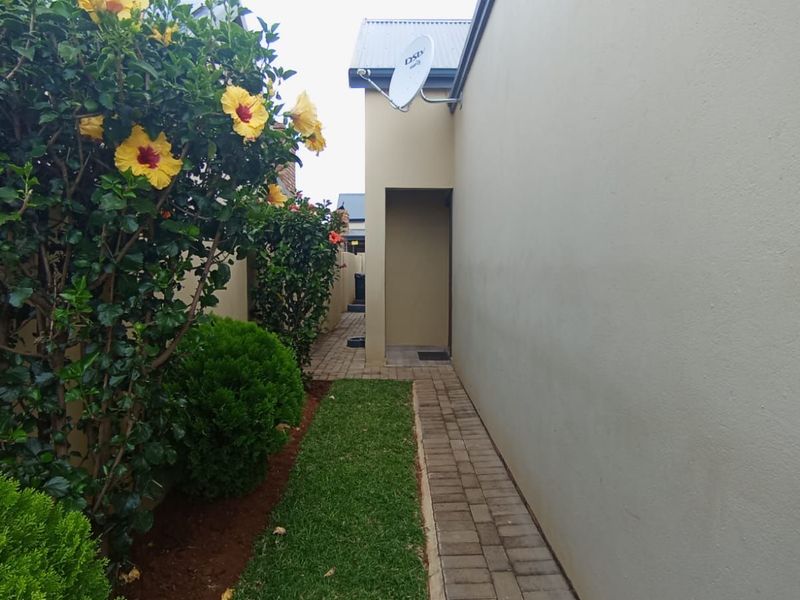 Apartment For Sale in Montana - Photo 3