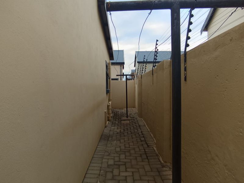 Apartment For Sale in Montana - Photo 4