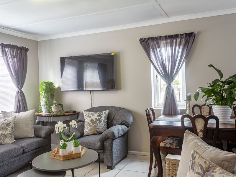 Apartment For Sale in Loerie Park - Photo 4