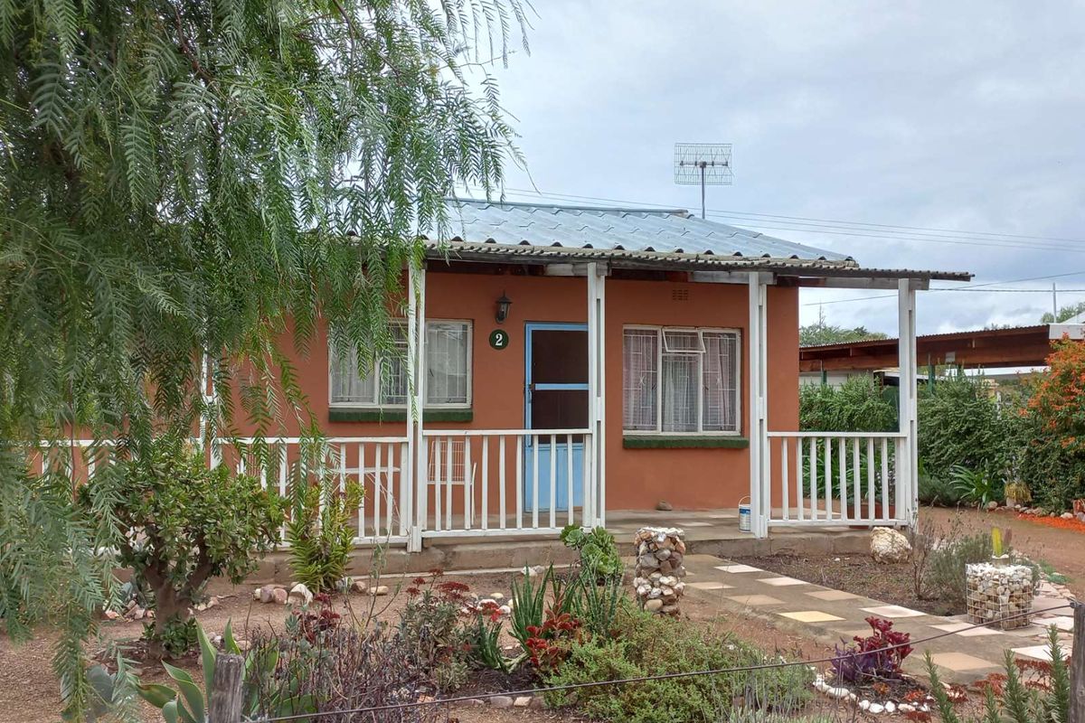 House For Sale in Calitzdorp Central - Photo 3