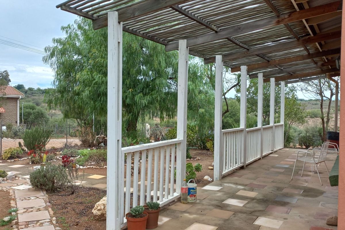 House For Sale in Calitzdorp Central - Photo 5