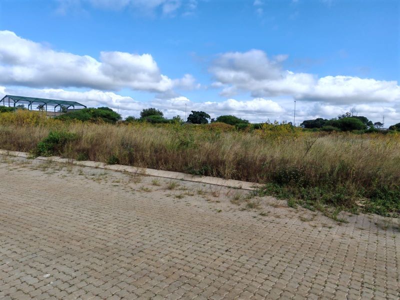 Industrial For Sale in Magna Via Industrial - Photo 2