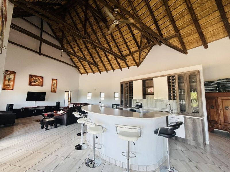 House For Sale in Zebula Golf Estate - Photo 6