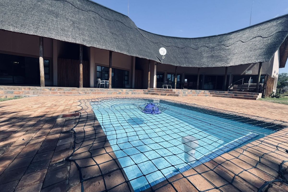 House For Sale in Zebula Golf Estate - Photo 2