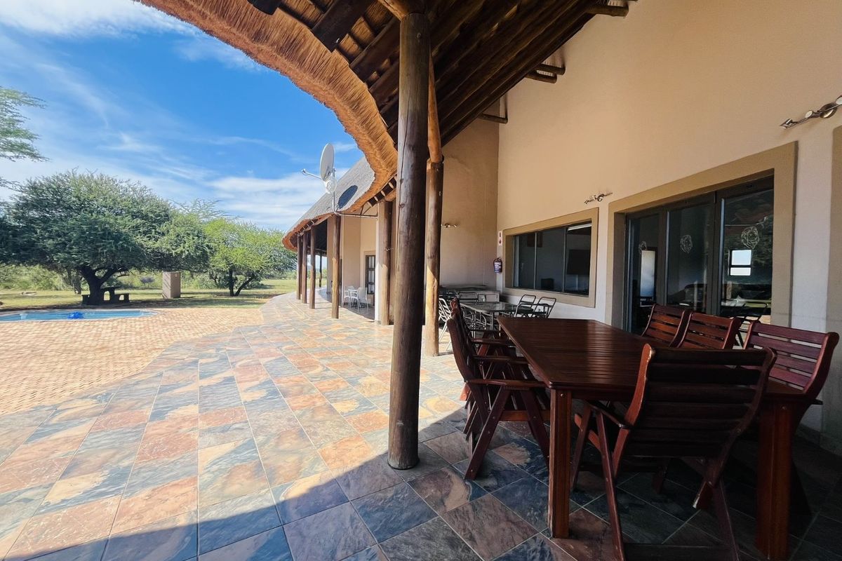 House For Sale in Zebula Golf Estate - Photo 3