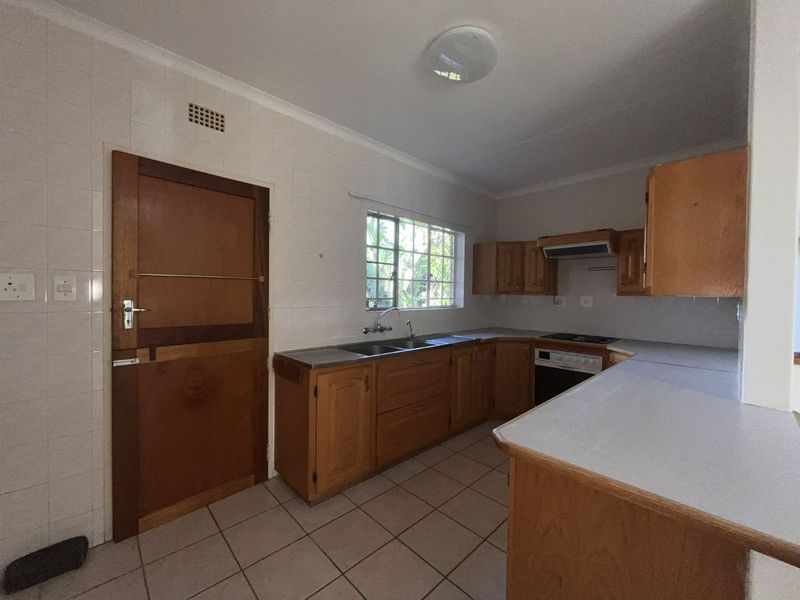 Townhouse For Sale in Bela Bela Central - Photo 4