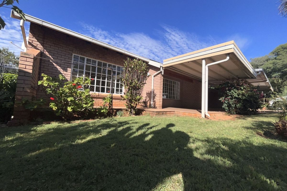 Townhouse For Sale in Bela Bela Central - Photo 2