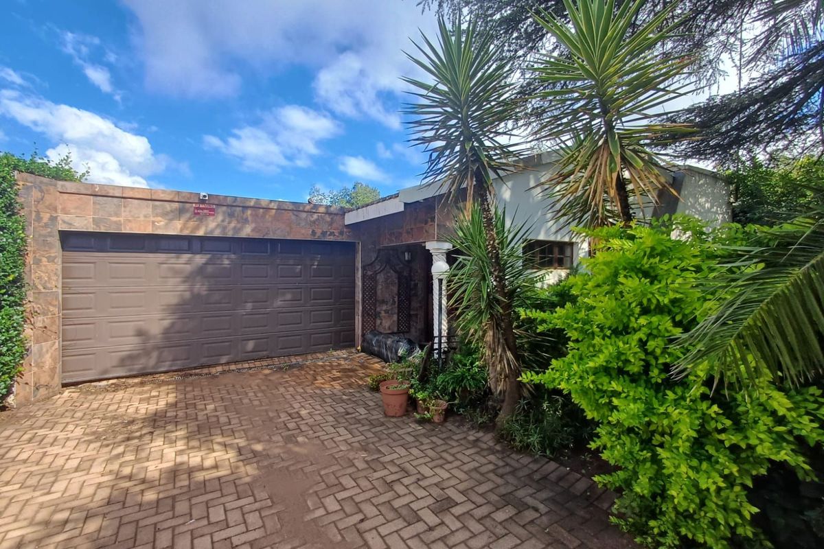 House For Sale in Irene Park - Photo 2