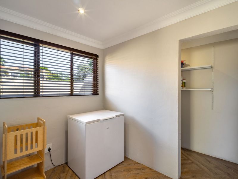 House For Sale in Broadacres - Photo 9