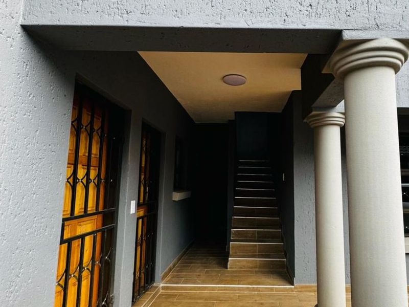 House To Rent in Vosloorus Ext 25 - Photo 3