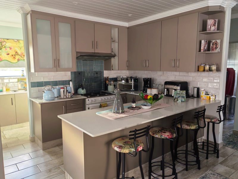 House For Sale in Dana Bay - Photo 10