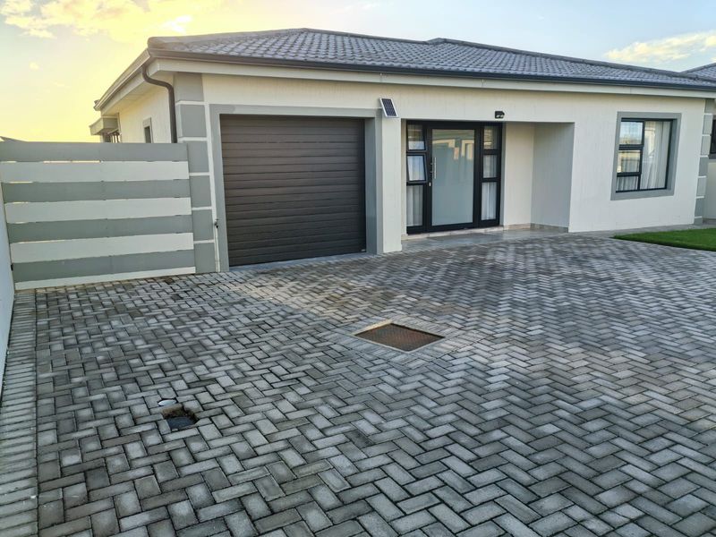 House For Sale in Dana Bay - Photo 2