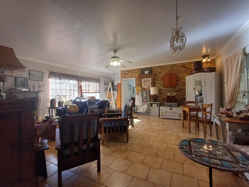 House For Sale in La Hoff - Photo 6