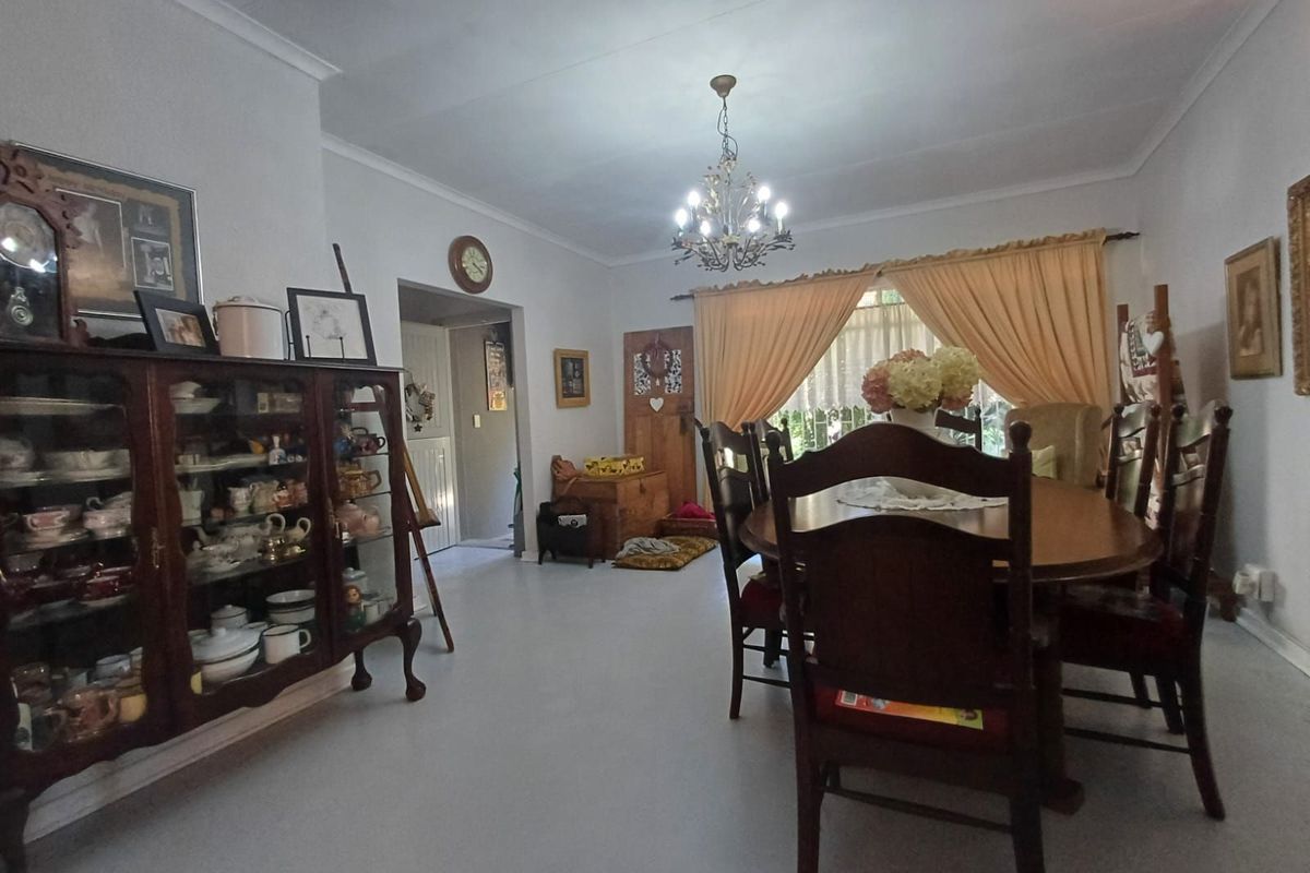 House For Sale in La Hoff - Photo 5
