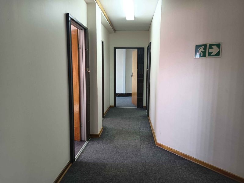 Office For Sale in Kimberley Central - Photo 2