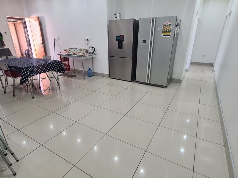 House For Sale in Moghul Park - Photo 7