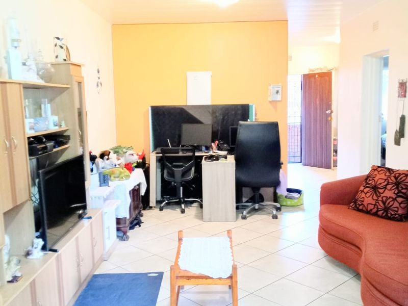 Apartment For Sale in Windsor East - Photo 10