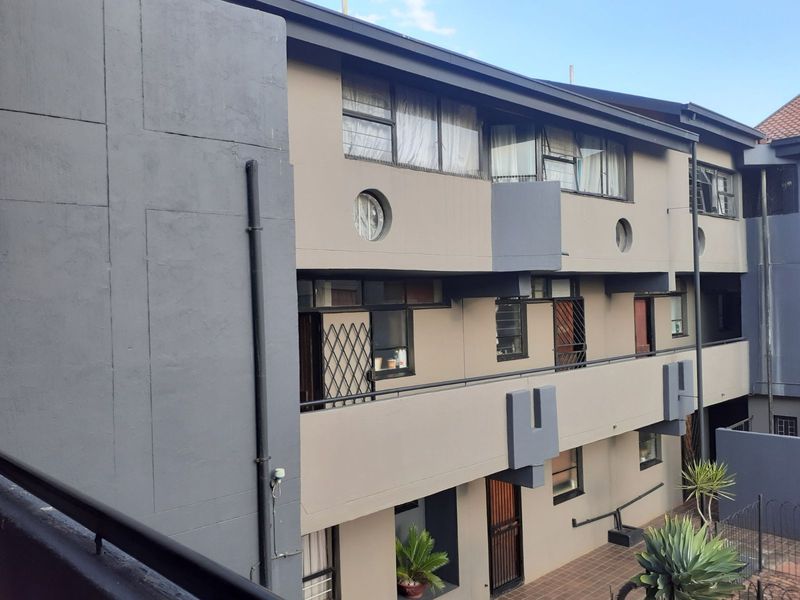 Apartment For Sale in Valhalla - Photo 5