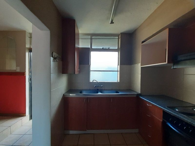 Apartment For Sale in Valhalla - Photo 4