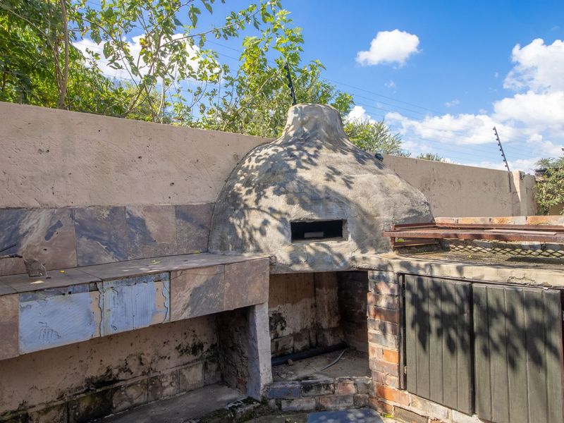 House For Sale in Doornpoort - Photo 6