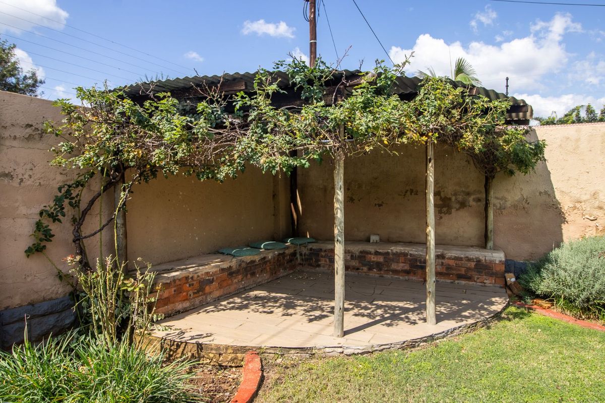 House For Sale in Doornpoort - Photo 5