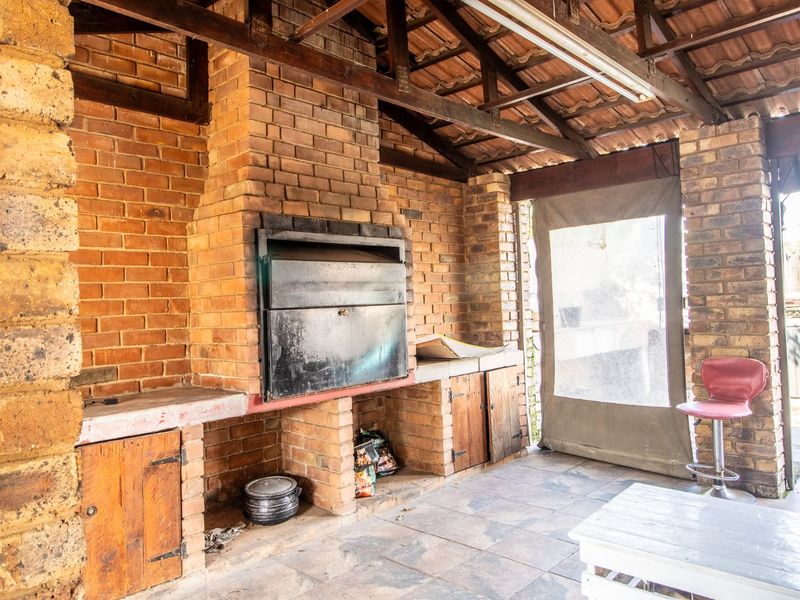 House For Sale in Doornpoort - Photo 4