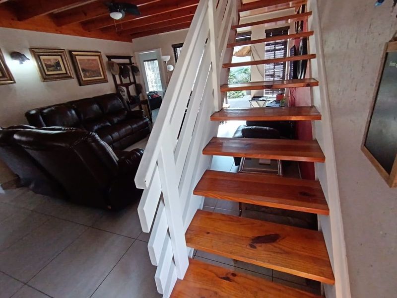 House For Sale in Pomona - Photo 9