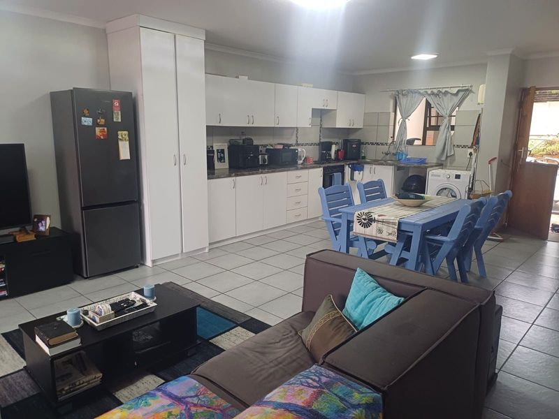 Apartment For Sale in Hartenbos Central - Photo 4