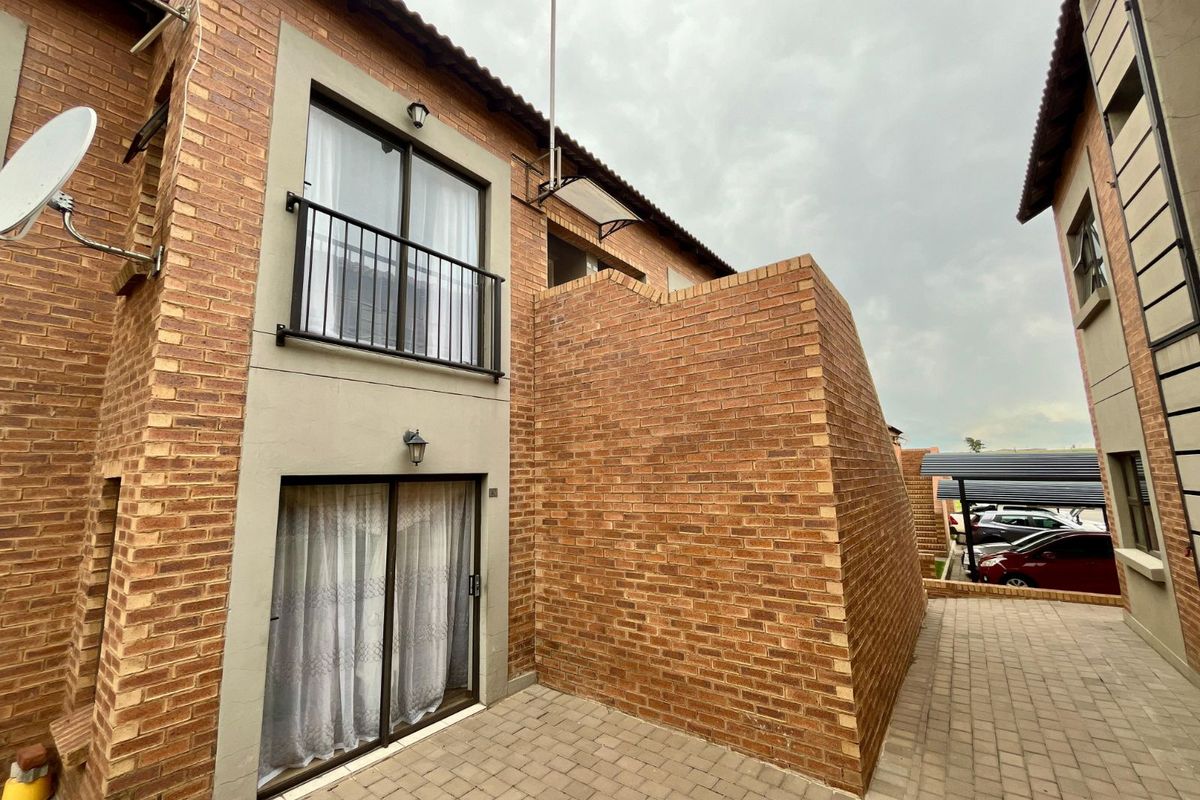 Apartment For Sale in Terra Nova - Photo 5