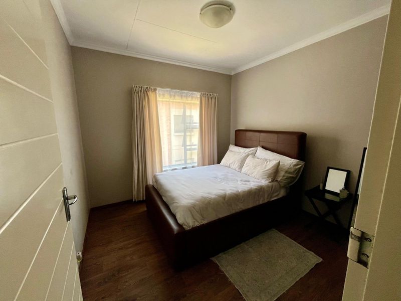 Apartment For Sale in Terra Nova - Photo 4