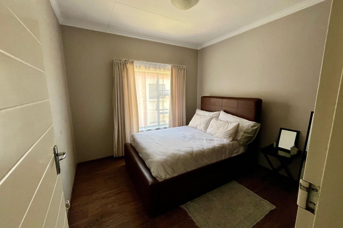 Apartment For Sale in Terra Nova - Photo 4