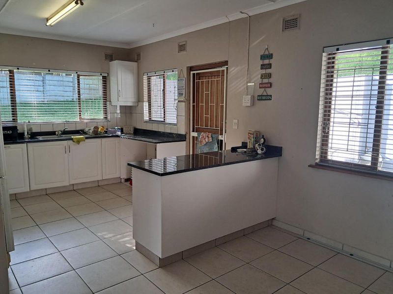 House For Sale in Moseley Park - Photo 8