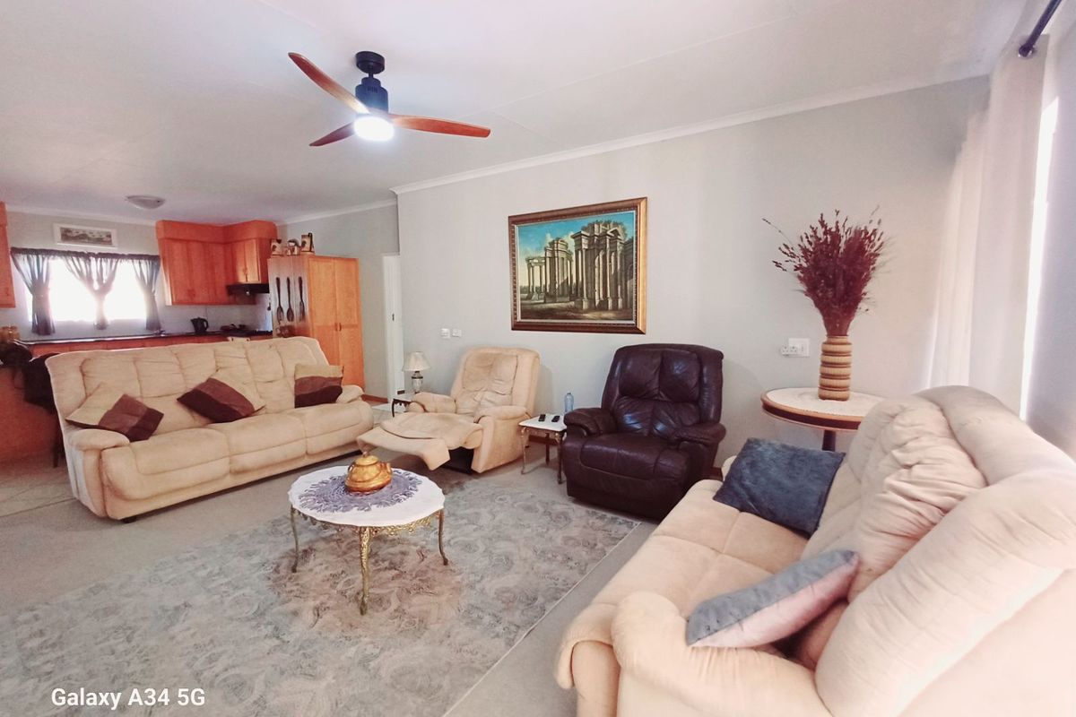 House For Sale in Modimolle Central - Photo 4