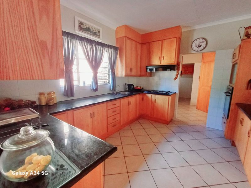 House For Sale in Modimolle Central - Photo 5