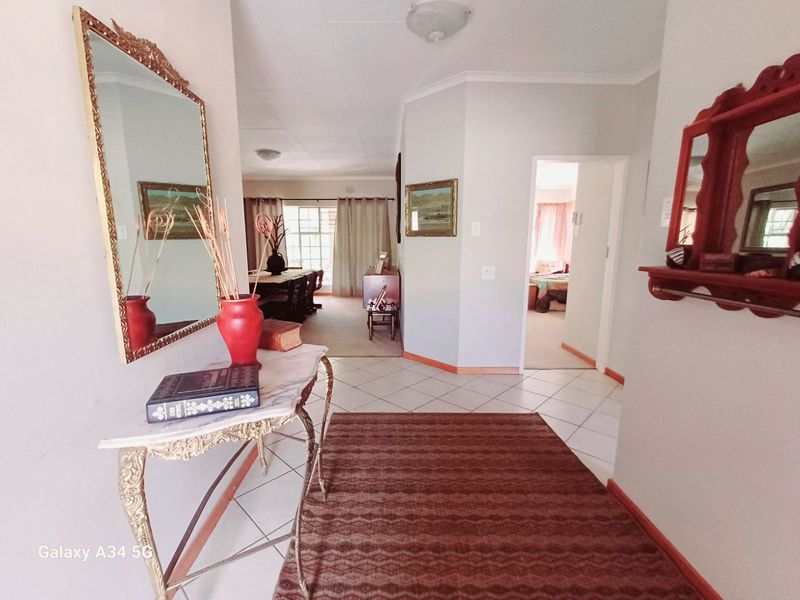 House For Sale in Modimolle Central - Photo 2