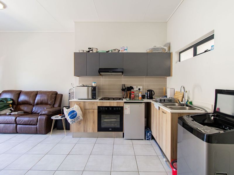 Apartment For Sale in Firlands - Photo 3