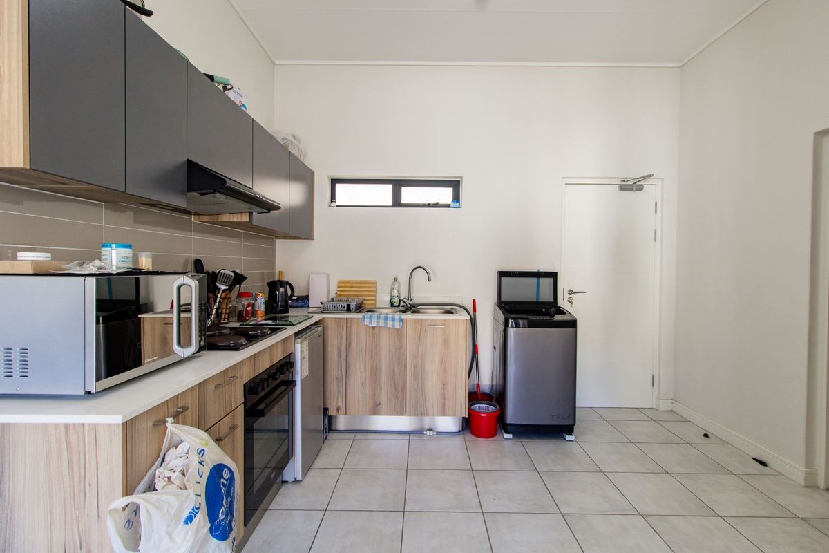 Apartment For Sale in Firlands - Photo 5