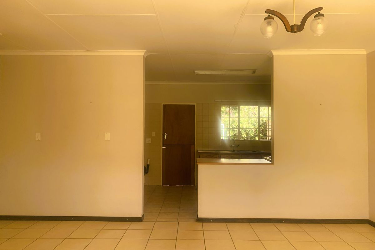 Townhouse For Sale in Bela Bela Central - Photo 4