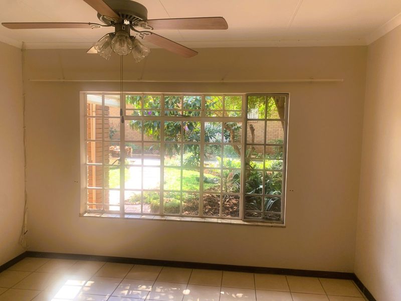 Townhouse For Sale in Bela Bela Central - Photo 7