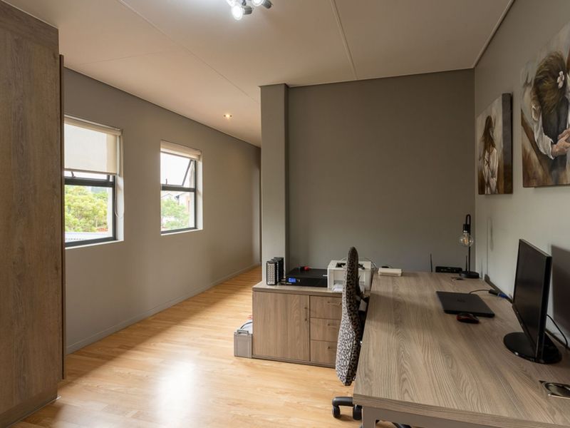 Townhouse For Sale in The Hills Game Reserve Estate - Photo 9