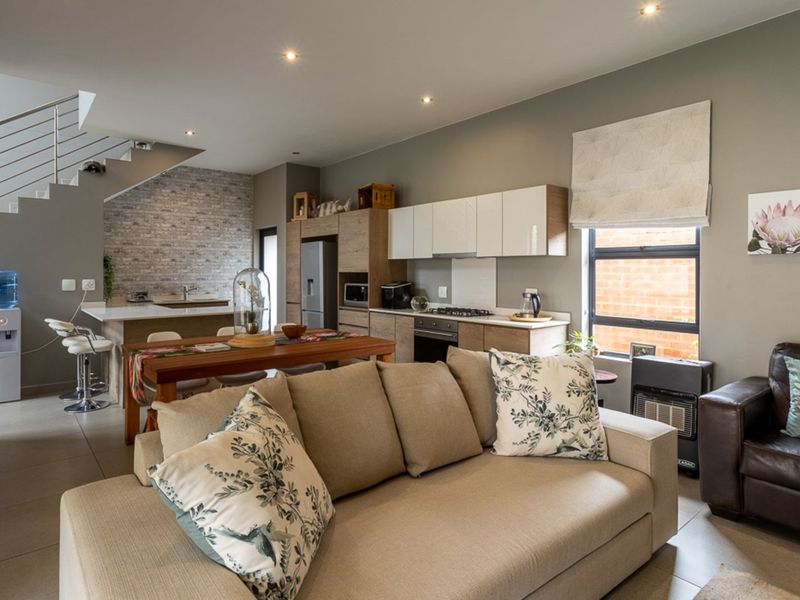 Townhouse For Sale in The Hills Game Reserve Estate - Photo 5