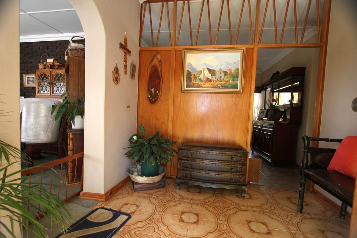 House For Sale in De Bruinpark - Photo 2