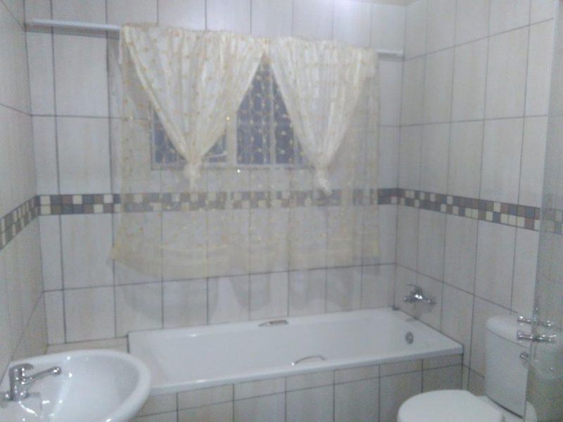 House For Sale in Noordrand - Photo 6
