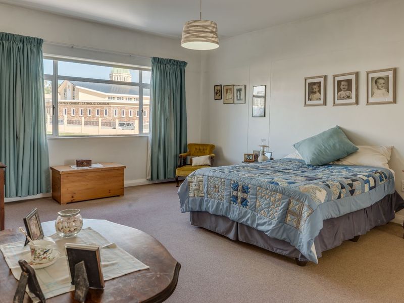 Apartment For Sale in Humewood - Photo 8