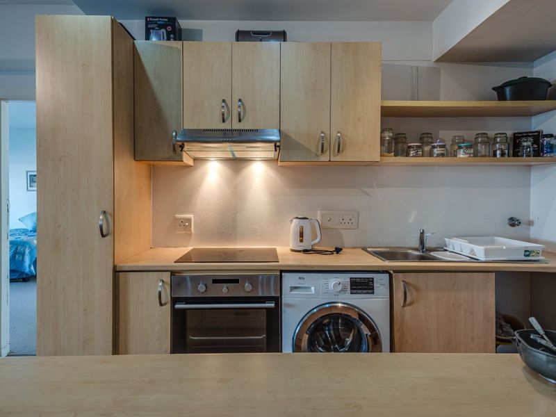 Apartment For Sale in Humewood - Photo 7