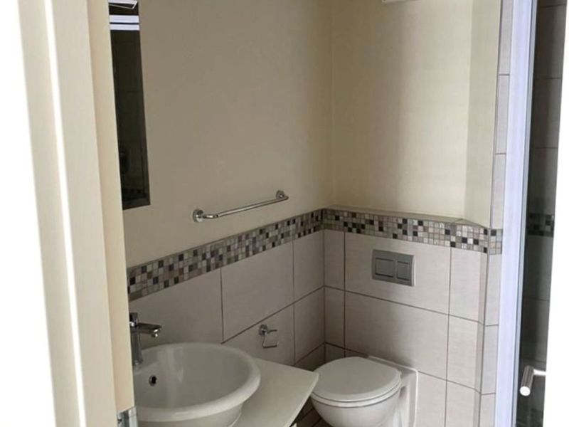 Apartment For Sale in Hatfield - Photo 6