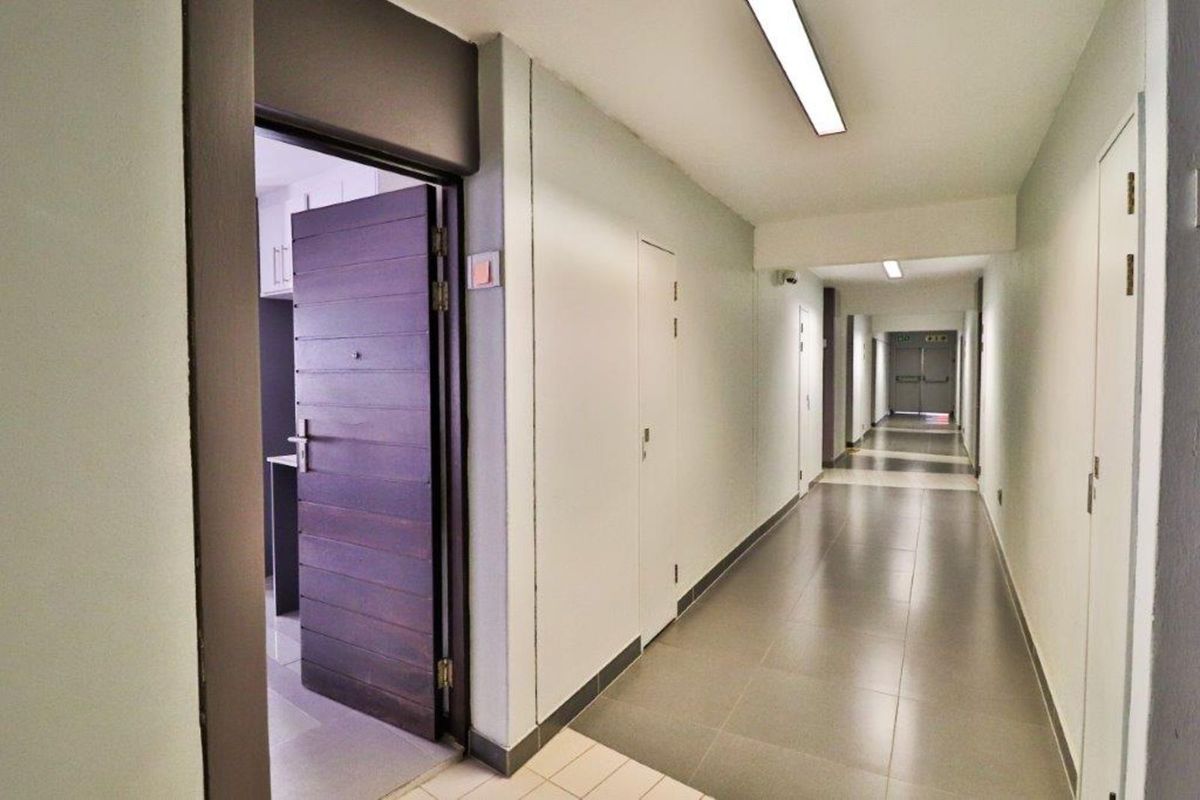 Apartment For Sale in Hatfield - Photo 2