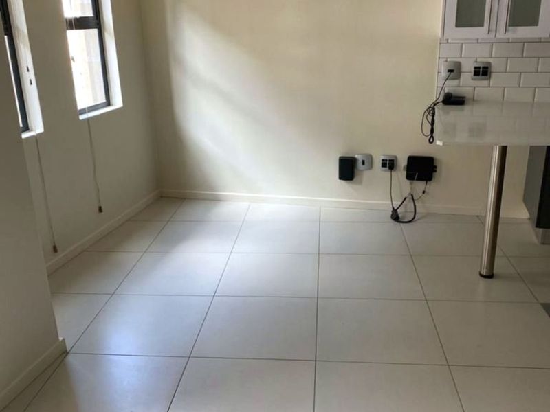 Apartment For Sale in Hatfield - Photo 8